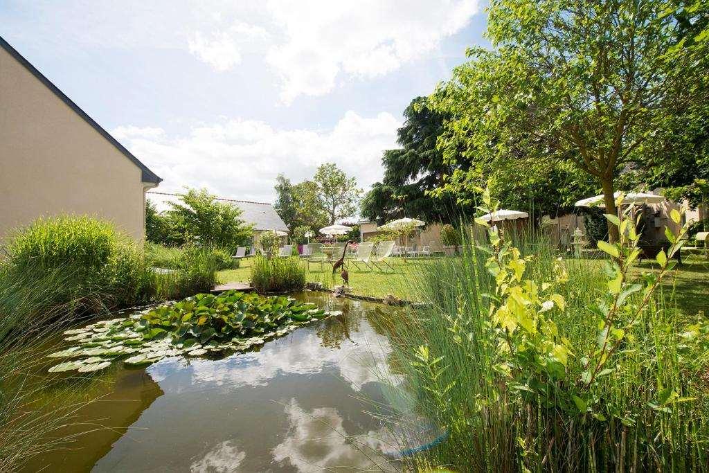 Logis Auberge Bienvenue Doue-la-Fontaine Fasilitas foto